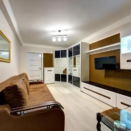 Шикарная 2К Квартира Бульвар Дружбы Народов 8А Kyiv Exterior photo
