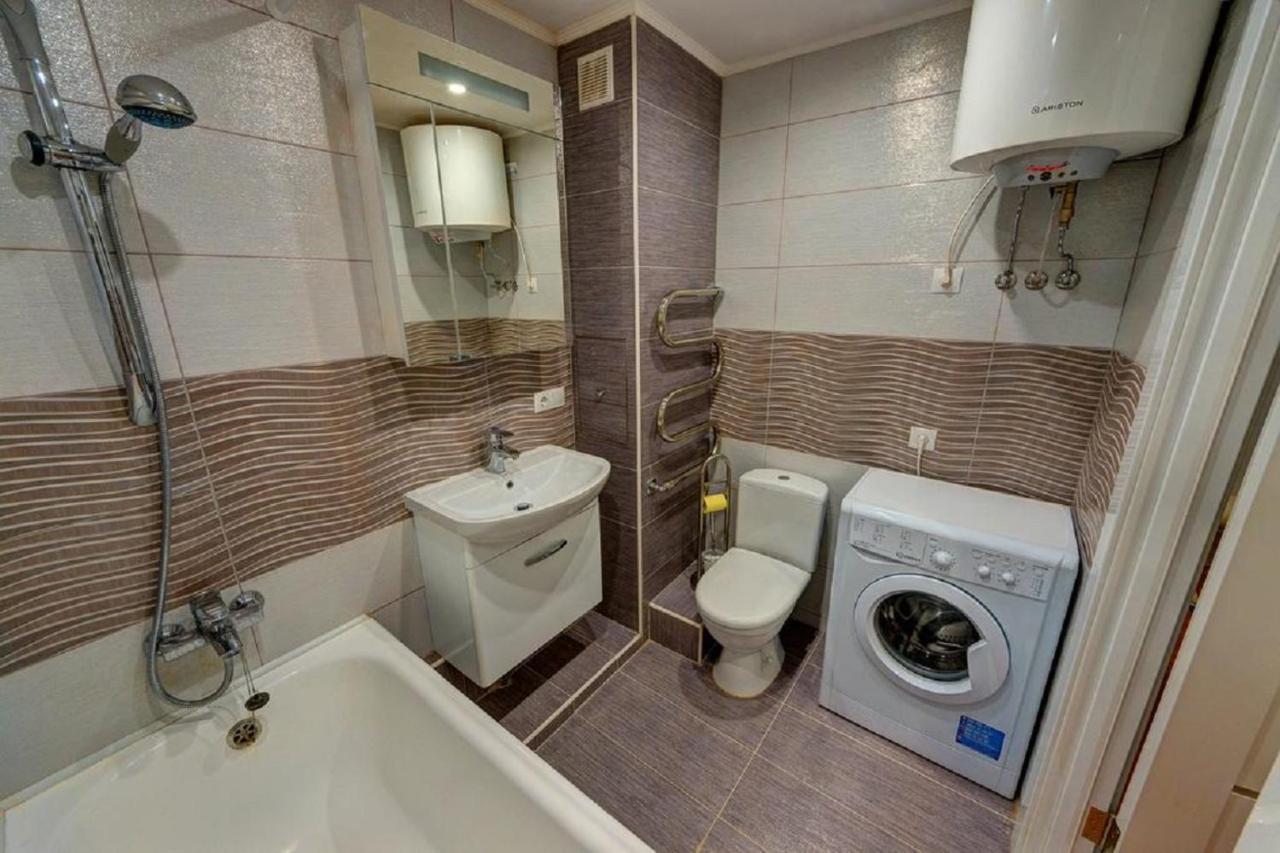 шикарная 2к бульвар дружбы народов 8а Apartment